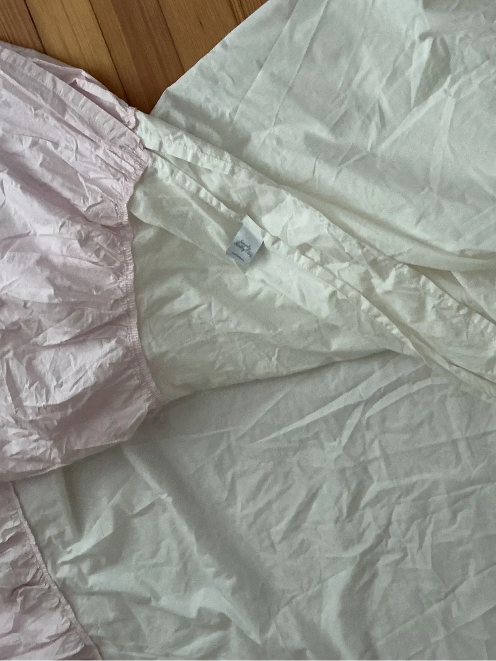NWOT Simply Shabby Chic Ruffled Bedskirt